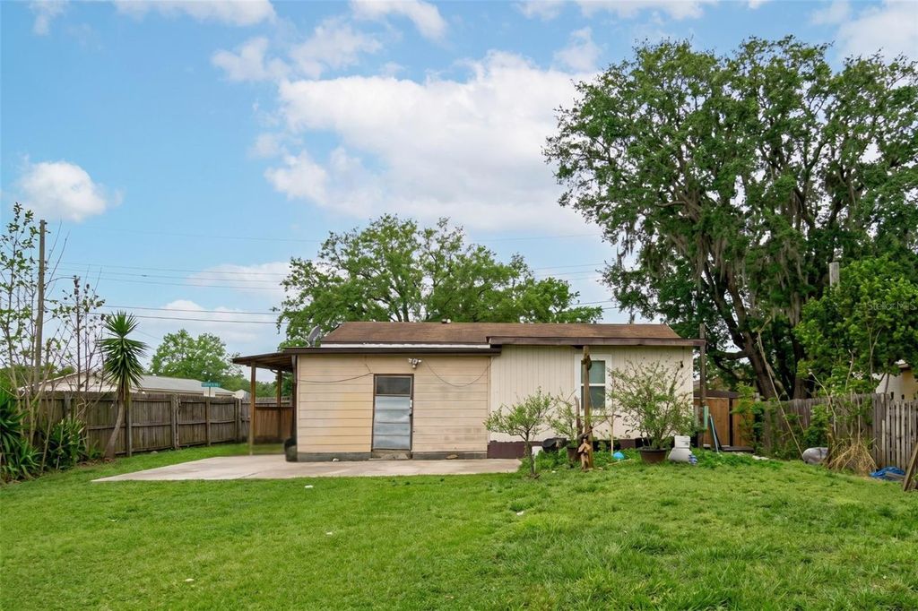 5521 SHARON AVENUE, Intercession City, FL 33848