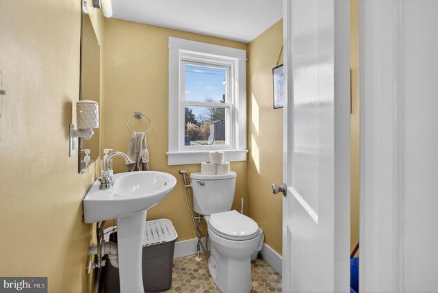 82 ROSSER DR, Luray, VA 22835