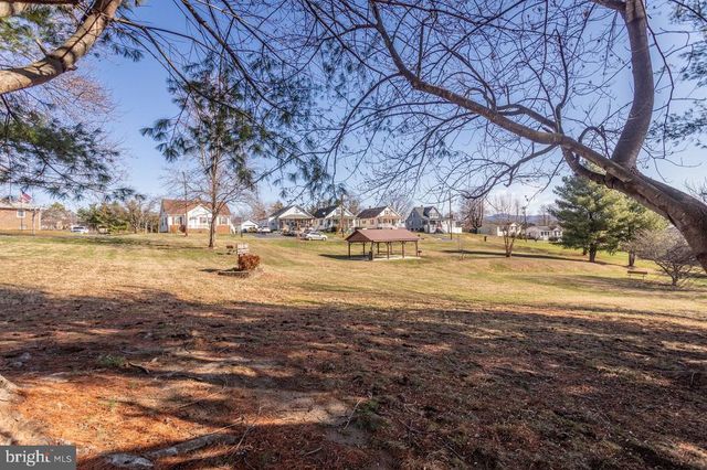 82 ROSSER DR, Luray, VA 22835