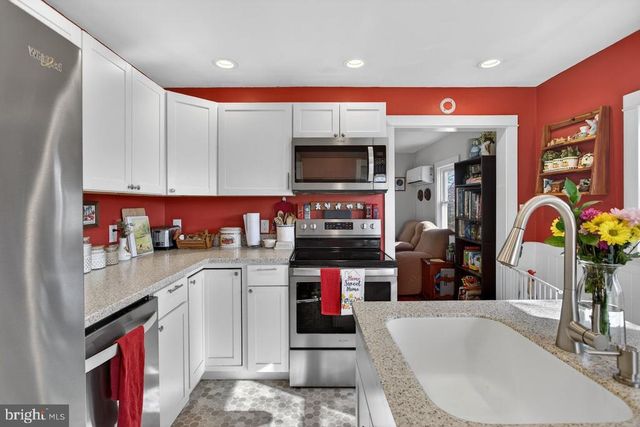 82 ROSSER DR, Luray, VA 22835