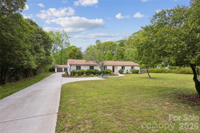 7200 Monroe Road, Charlotte, NC 28212