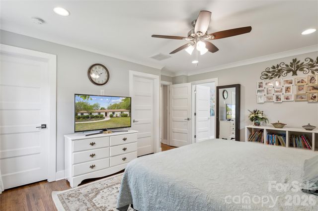 7200 Monroe Road, Charlotte, NC 28212