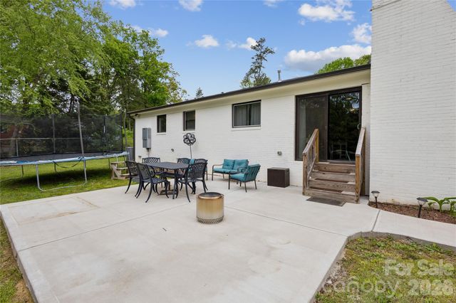 7200 Monroe Road, Charlotte, NC 28212