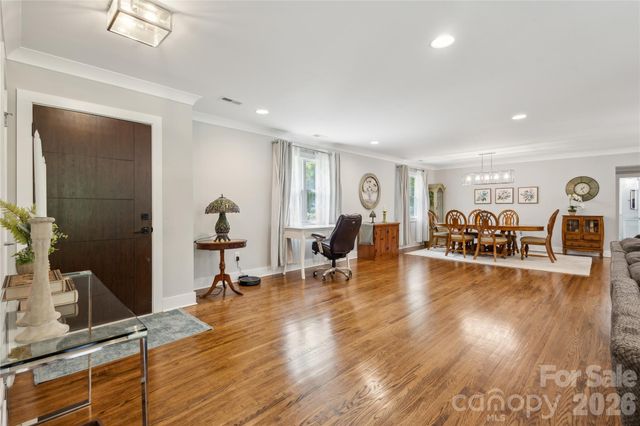 7200 Monroe Road, Charlotte, NC 28212