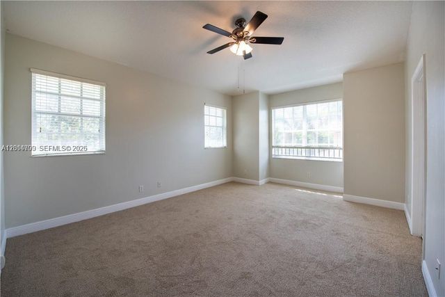 3371 Lakeside Dr 27, Davie, FL 33328