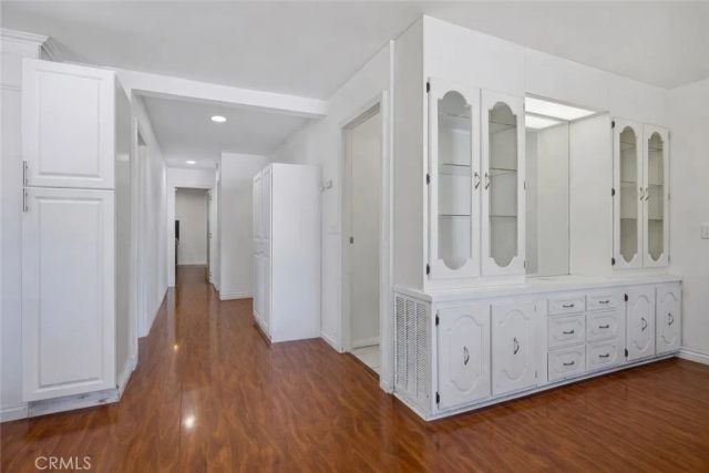 23777 mulholland 203, Calabasas, CA 91302