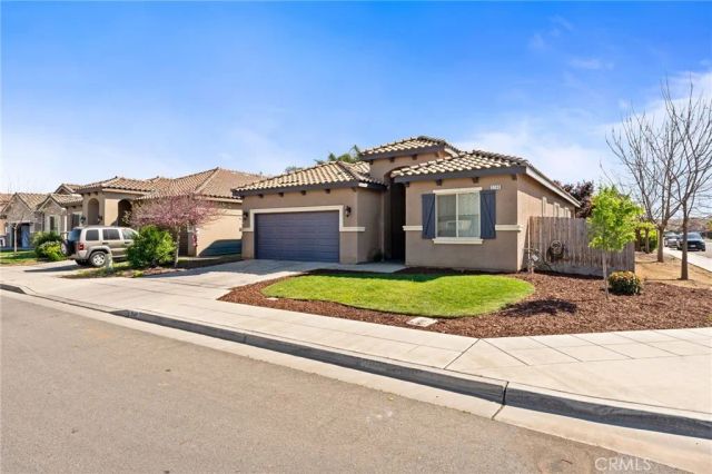 3140 Capistrano, Madera, CA 93637