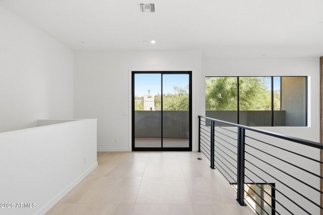 6525 E CAVE CREEK Road 101, Cave Creek, AZ 85331