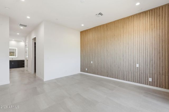 6525 E CAVE CREEK Road 101, Cave Creek, AZ 85331