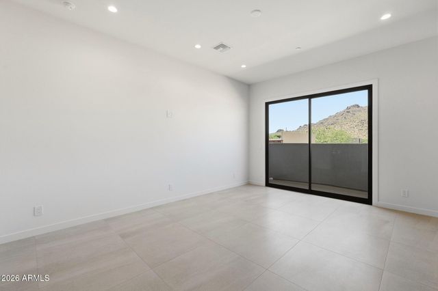 6525 E CAVE CREEK Road 101, Cave Creek, AZ 85331