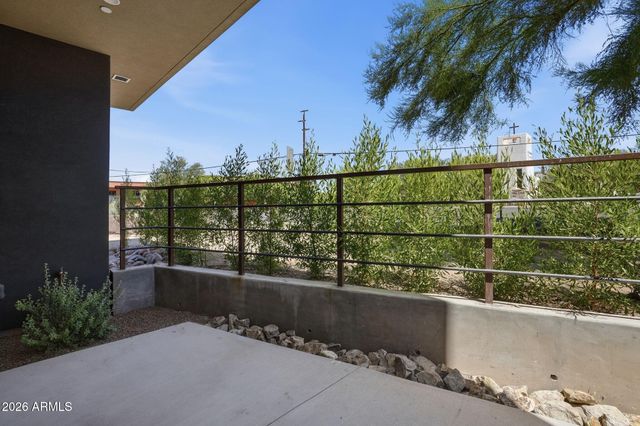 6525 E CAVE CREEK Road 101, Cave Creek, AZ 85331