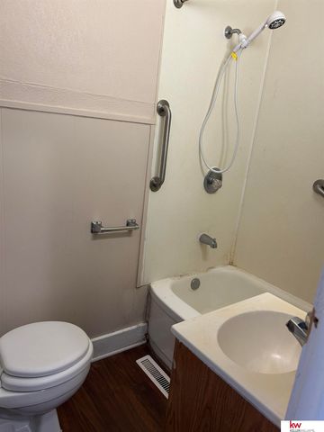 2308 Ave. H, Kearney, NE 68847