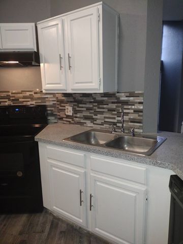 9823 Summerwood Circle 2000, Dallas, TX 75243