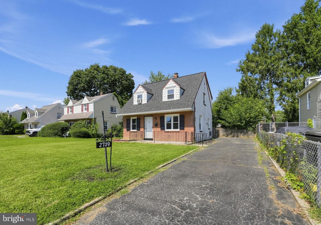 2739 SPRINGHILL RD, SECANE, PA 19018 — photo 2