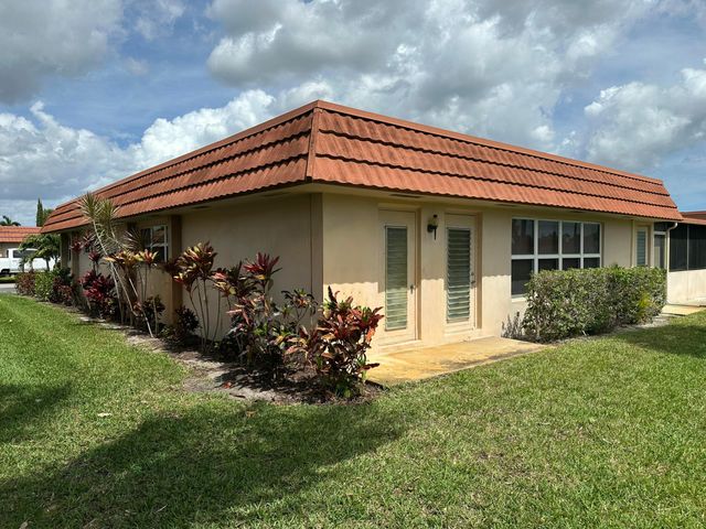 5725 Fernley Drive E 40, West Palm Beach, FL 33415