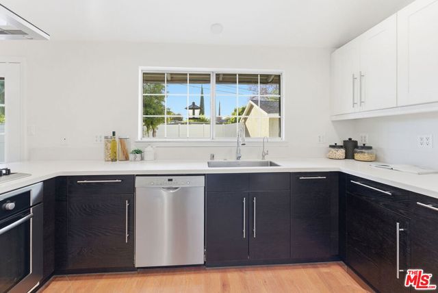 18445 Los Alimos Street, Porter Ranch, CA 91326