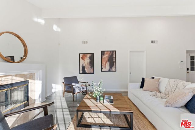 18445 Los Alimos Street, Porter Ranch, CA 91326