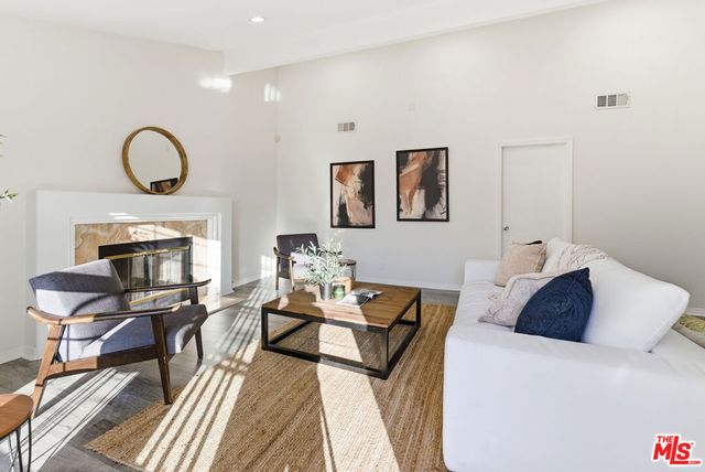 18445 Los Alimos Street, Porter Ranch, CA 91326