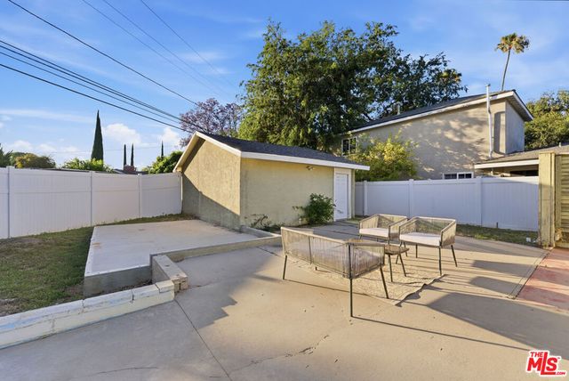 18445 Los Alimos Street, Porter Ranch, CA 91326