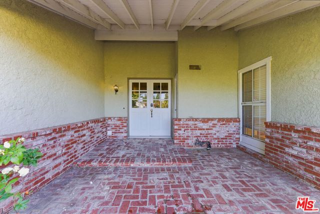 18445 Los Alimos Street, Porter Ranch, CA 91326