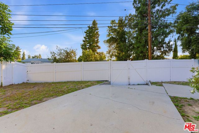 18445 Los Alimos Street, Porter Ranch, CA 91326