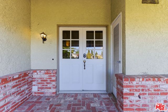 18445 Los Alimos Street, Porter Ranch, CA 91326
