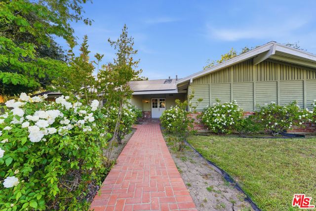 18445 Los Alimos Street, Porter Ranch, CA 91326