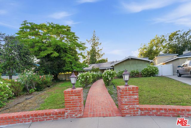 18445 Los Alimos Street, Porter Ranch, CA 91326