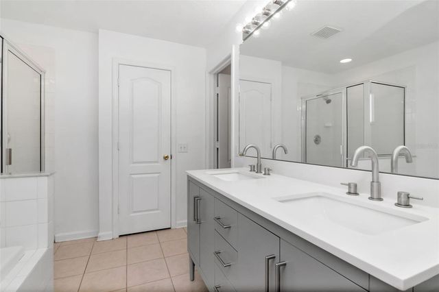 11303 MISTY ISLE LANE, Riverview, FL 33579