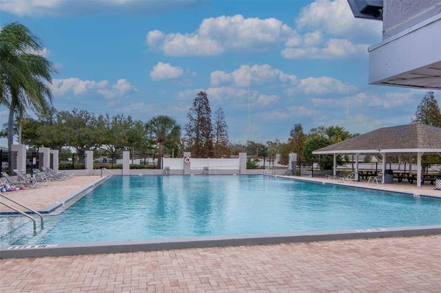 11303 MISTY ISLE LANE, Riverview, FL 33579