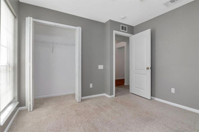 11303 MISTY ISLE LANE, Riverview, FL 33579