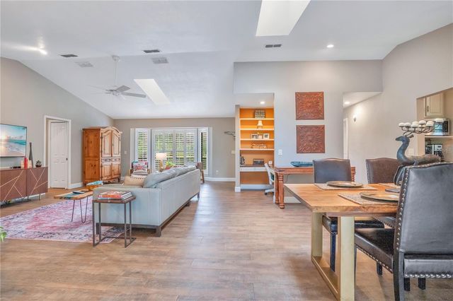 9488 SHORTLEAF COURT, Apopka, FL 32703