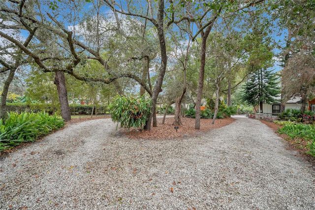 9488 SHORTLEAF COURT, Apopka, FL 32703