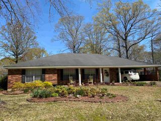 311 Williams St, Crossett, AR 71635