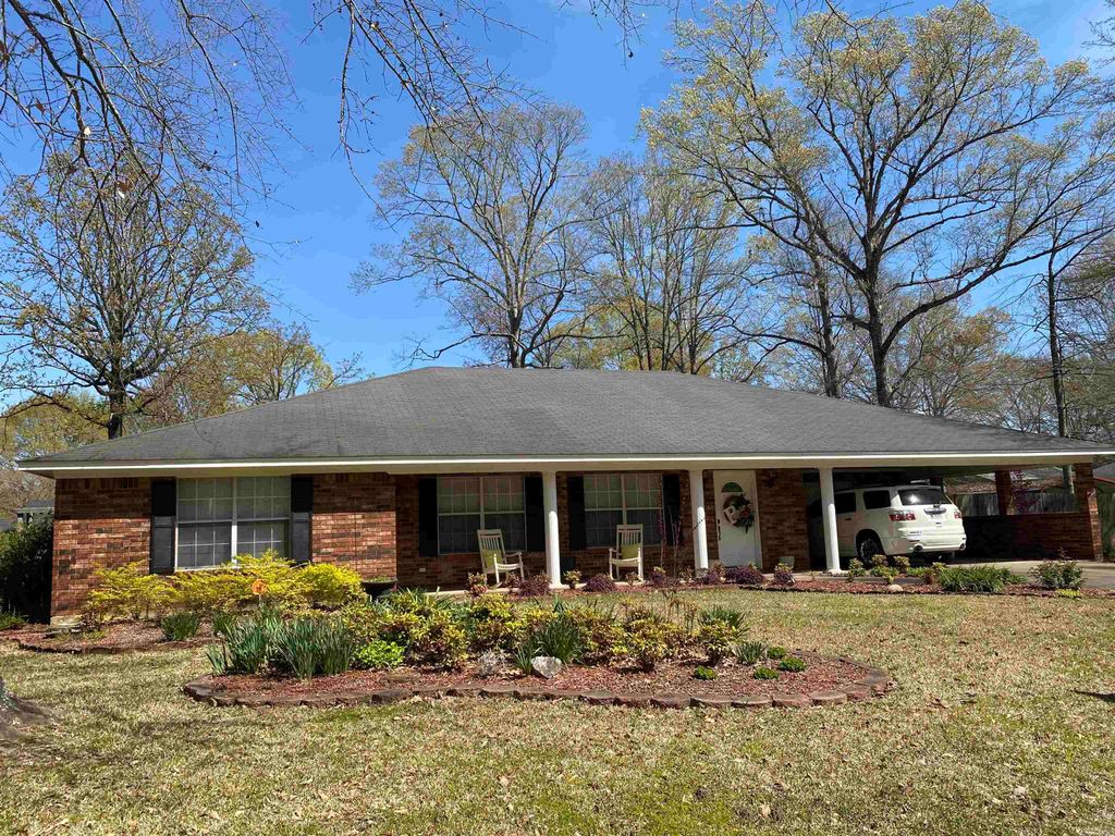 311 Williams St, Crossett, AR 71635