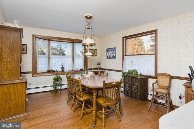 156 TETTEMER AVE, Hamilton, NJ 08610