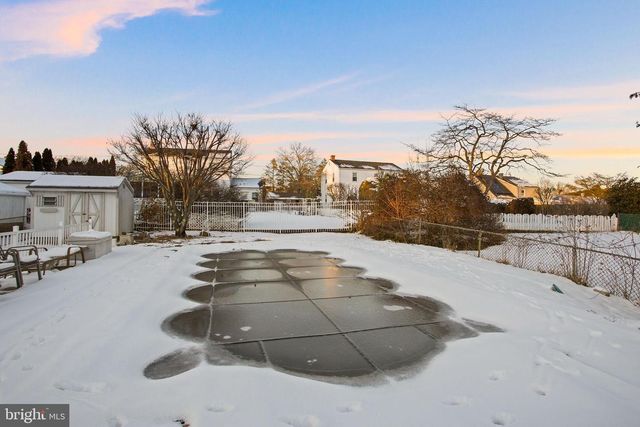 156 TETTEMER AVE, Hamilton, NJ 08610