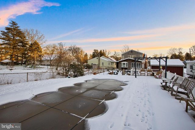 156 TETTEMER AVE, Hamilton, NJ 08610