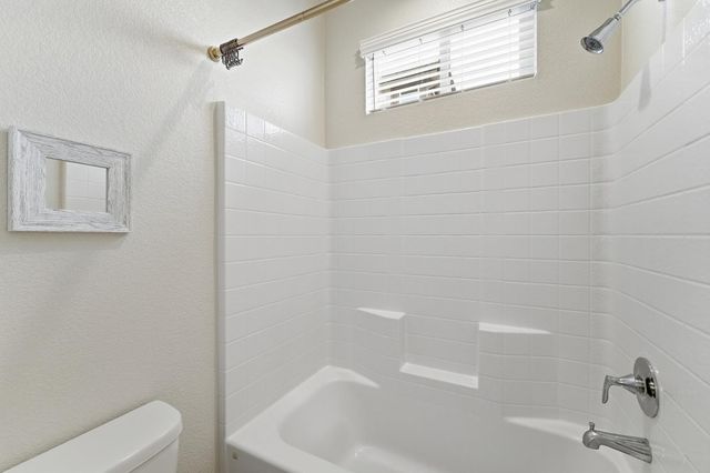 656 Chestnut St, Oakdale, CA 95361