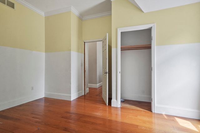 9 Lakeside Avenue, Chelmsford, MA 01824