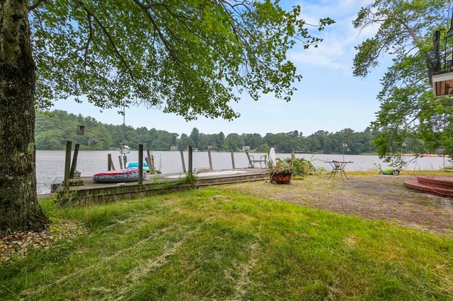 9 Lakeside Avenue, Chelmsford, MA 01824
