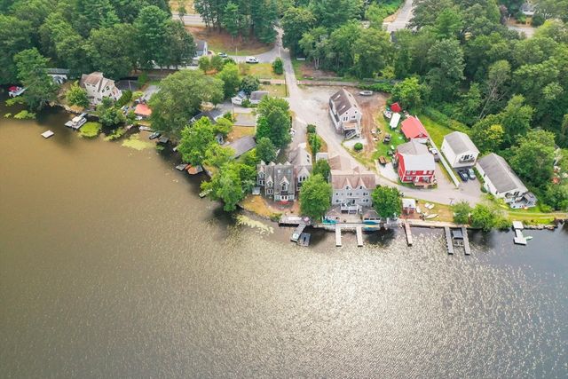 9 Lakeside Avenue, Chelmsford, MA 01824
