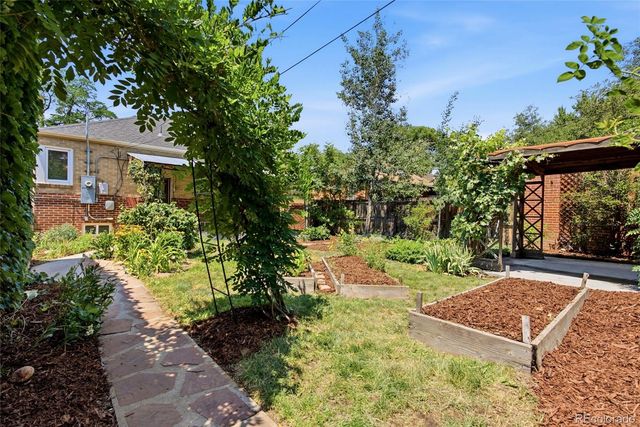 1564 S Josephine Street, Denver, CO 80210