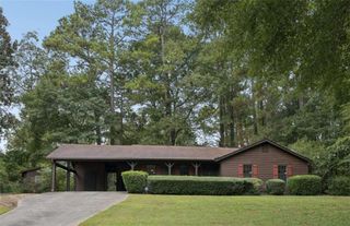 101 Valley Court, Stockbridge, GA 30281