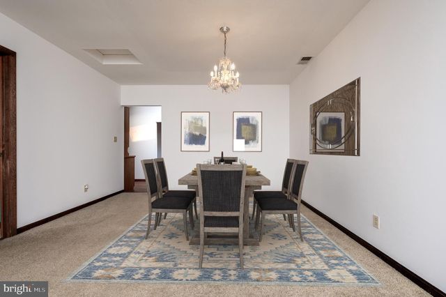 8236 BAYSIDE RD, Chesapeake Beach, MD 20732