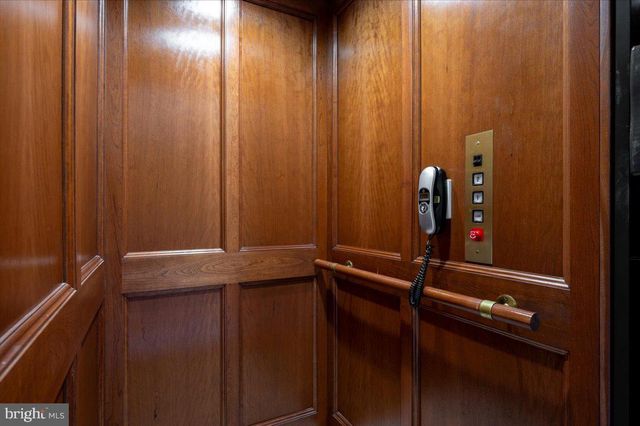 8236 BAYSIDE RD, Chesapeake Beach, MD 20732