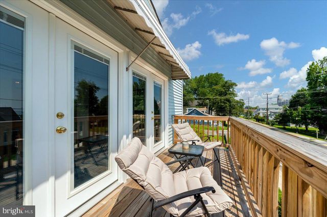 8236 BAYSIDE RD, Chesapeake Beach, MD 20732