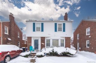 17585 Faust Avenue, Detroit, MI 48219