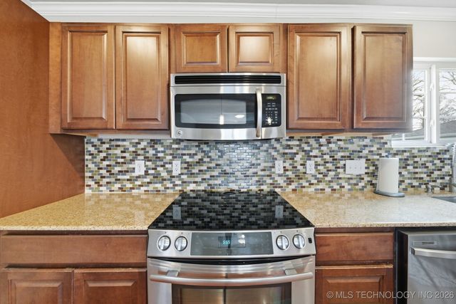 1321 S Quebec Avenue, Tulsa, OK 74112