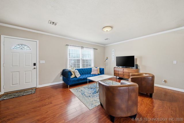 1321 S Quebec Avenue, Tulsa, OK 74112